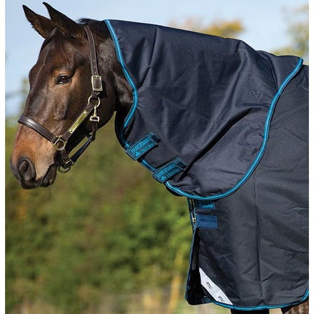 Winterdeken Amigo Bravo 12 Plus Turnout Medium 250 gram Winterdeken Amigo Bravo 12 Plus Turnout Medium 250 gram